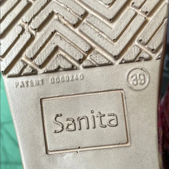 Sanita Women's Vibrant Floral Clogs - Pink and Multicolor - Picture 7 of 7